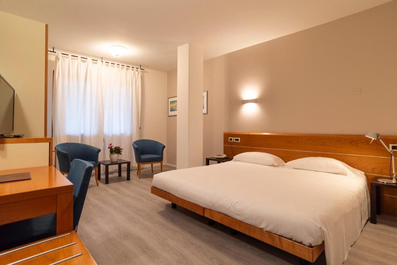 Hotel Ca' Delle Rose Castelfranco Veneto Zewnętrze zdjęcie