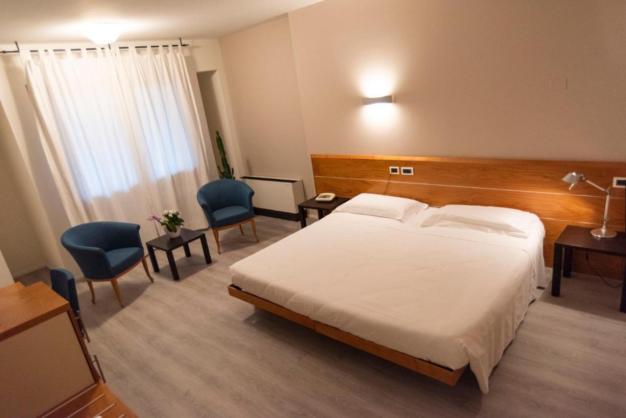 Hotel Ca' Delle Rose Castelfranco Veneto Zewnętrze zdjęcie
